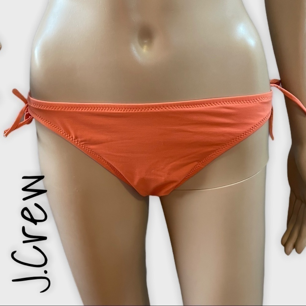 JCREW melon orange bikini bottoms
Size M